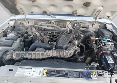 2002 Mazda B3000 Ds from USA, damaged, VIN 4F4YR16U22TM19632